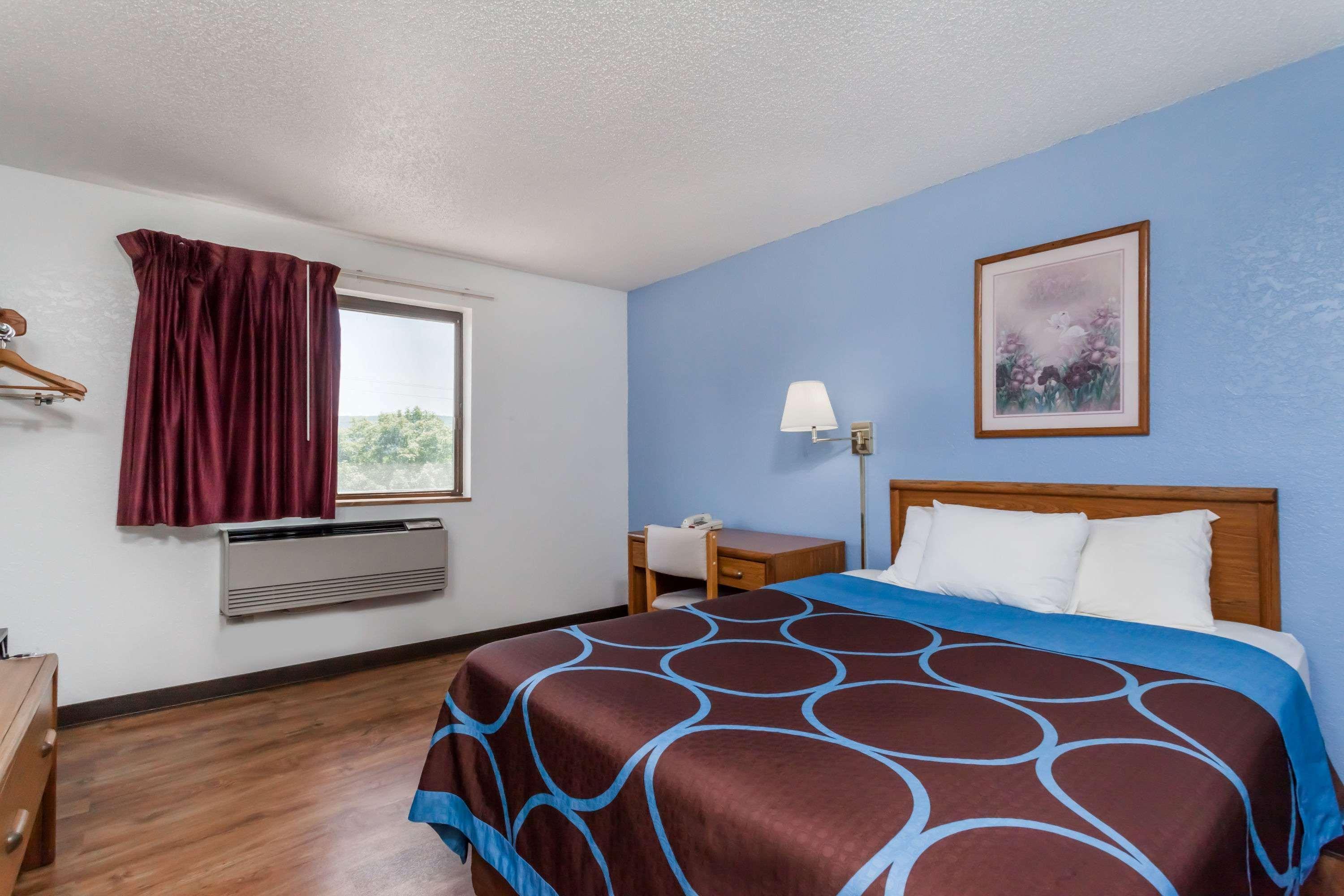 Super 8 By Wyndham Norwich Ξενοδοχείο Εξωτερικό φωτογραφία