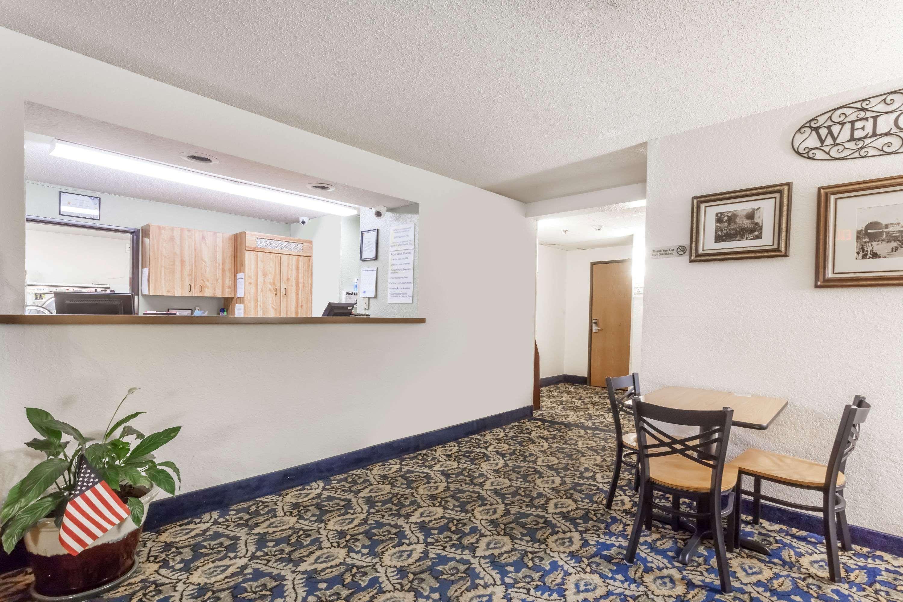 Super 8 By Wyndham Norwich Ξενοδοχείο Εξωτερικό φωτογραφία